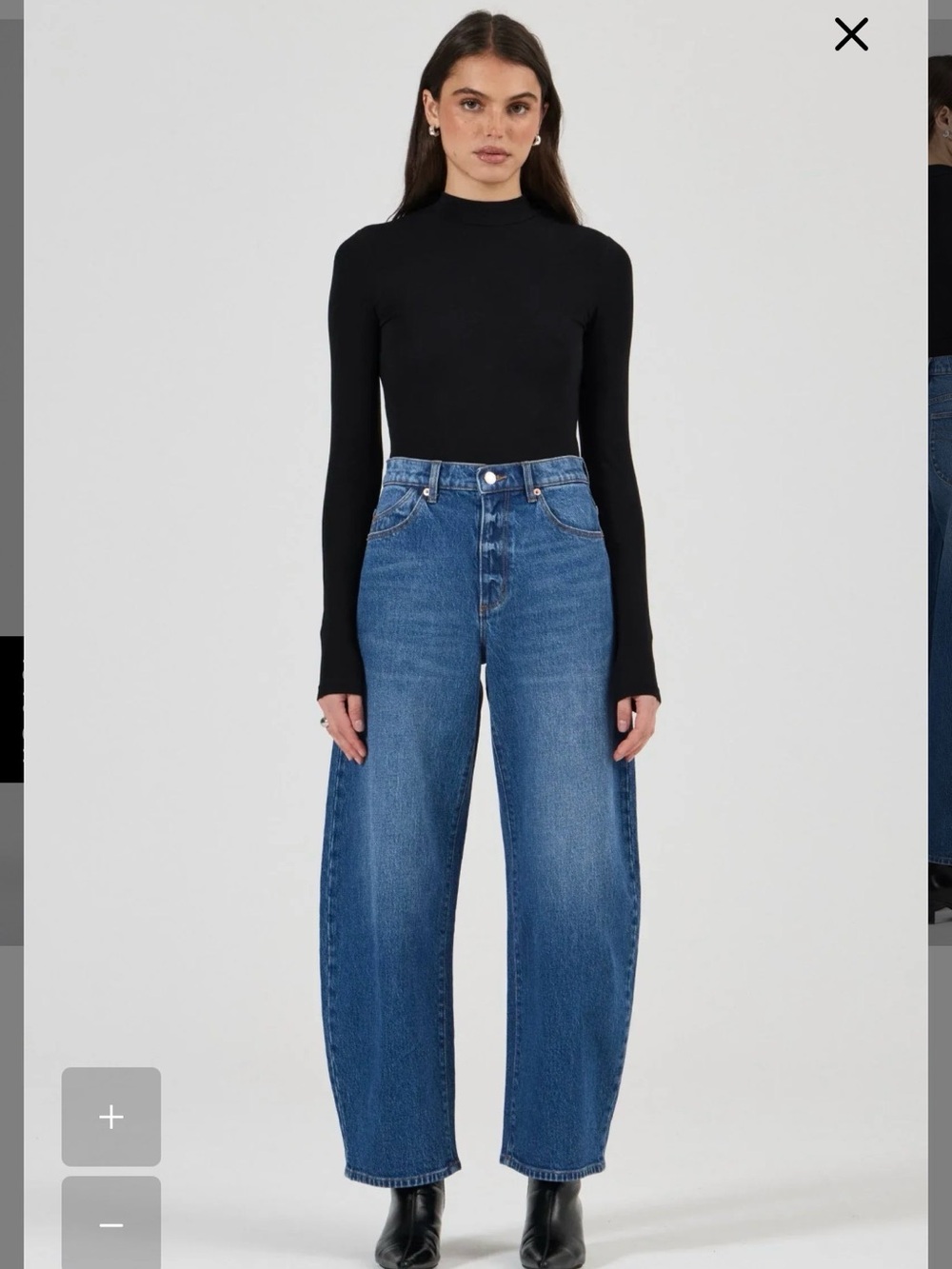 Rolla’s Gigi Barrel Jean in Medium Blue